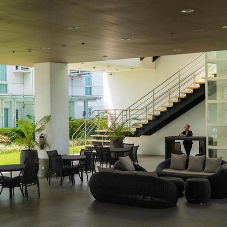 Abreeza Studio Suite 2321 - Pool, Wifi, City View, Washer, Ac, Netflix, Mall Davao City Екстериор снимка